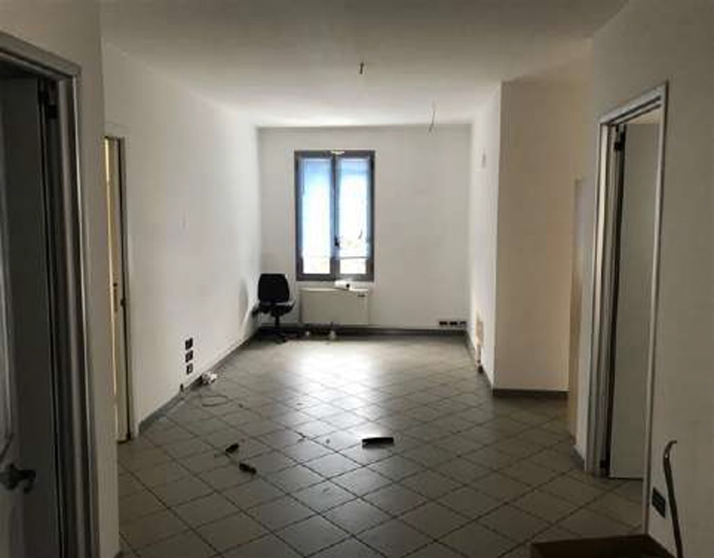 PRIMA - Intervento di ristrutturazione edificio direzionale e creazione di wellness area con progetto arredi su misura